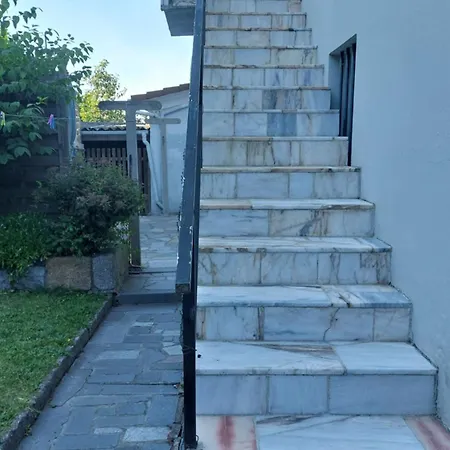 Avec Terrasse Et Barbecue 아파트 그랑빌